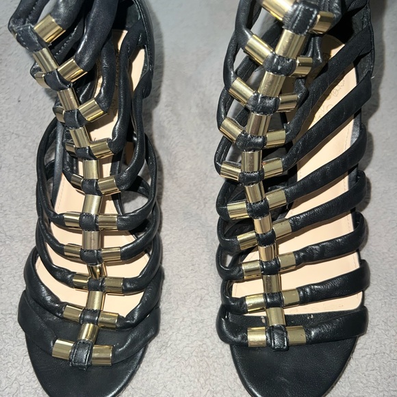 Gold and Black Vince Camuto Heels - Picture 3 of 3